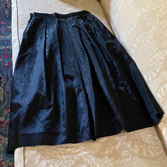 Dresses & Skirts - Vintage Black Water Marked Taffeta Pleated A-Line Skirt custom 27” waist size 4